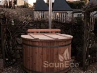 Hot tub review for Sauneco